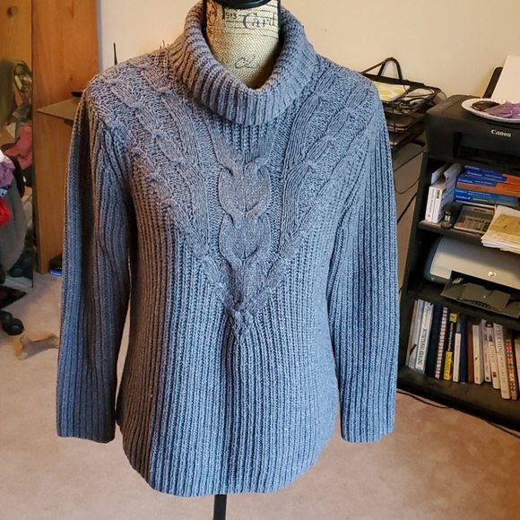 Lands End charcoal gray sweater size Small - Picture 2 of 8